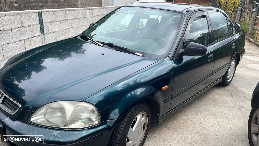 Honda Civic 1.5i LS - 1