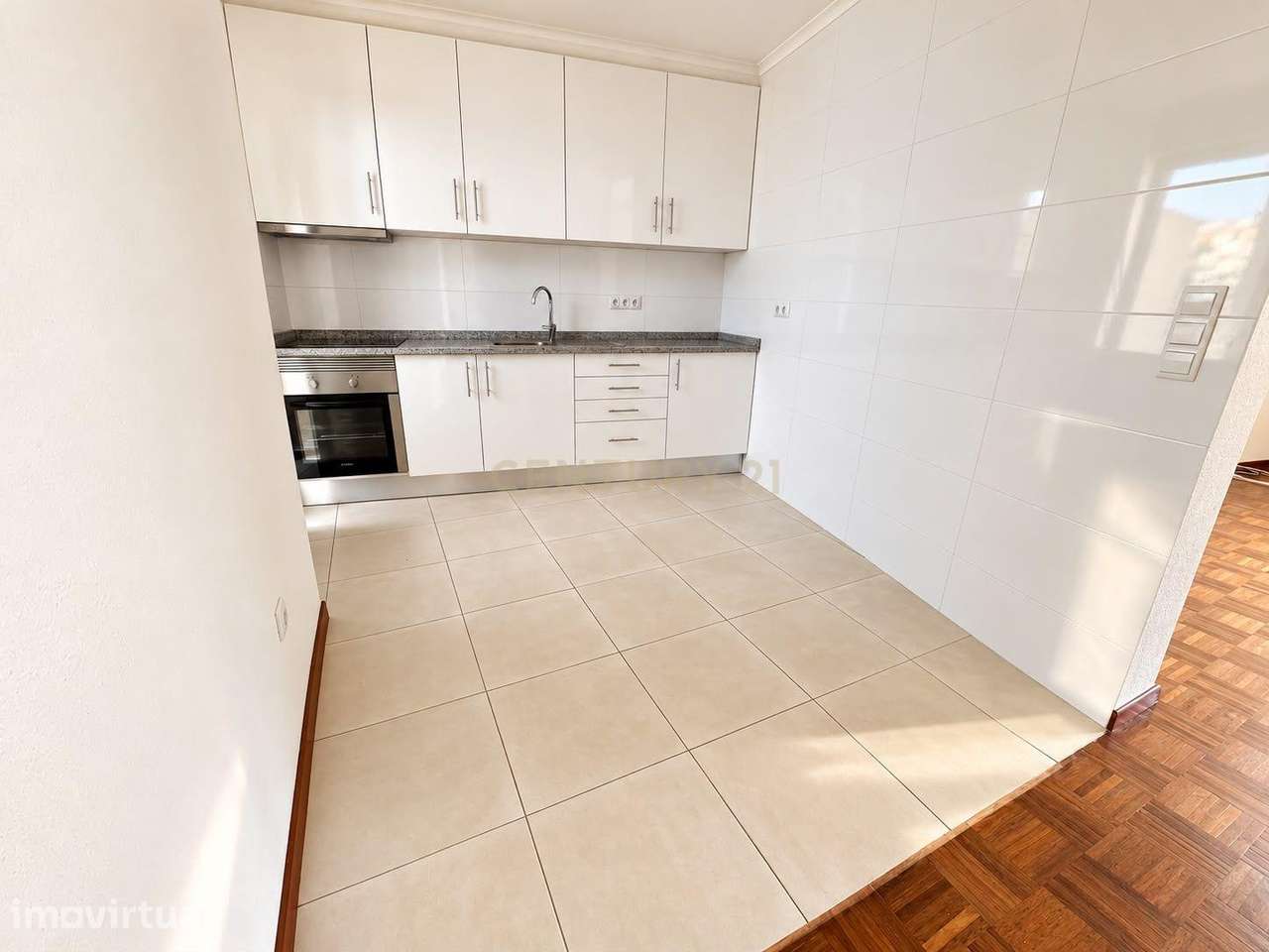Apartamento T1 Renovado - Santa Maria Maior, Funchal - Grande imagem: 5/20