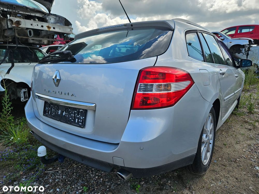 Lampa lewa prawa tył tylna Renault Laguna 3 III kombi 2009r - 2
