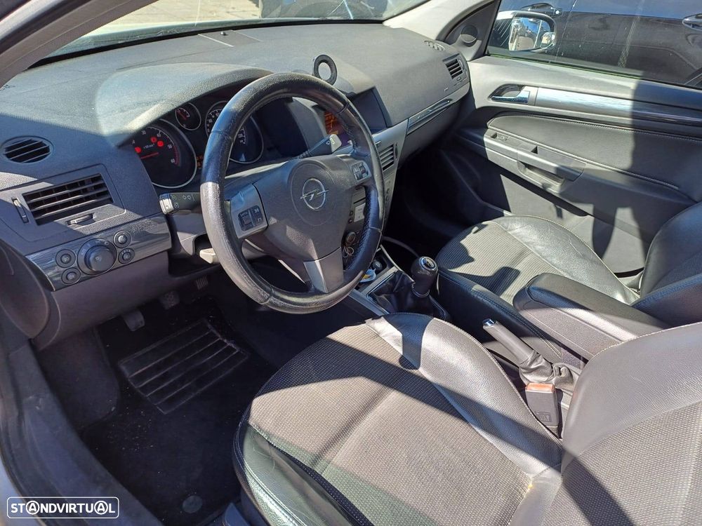 Opel Astra 1.7 CDTI Cosmo M5 - 3