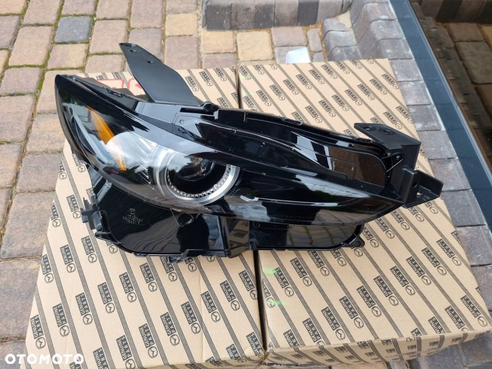 MAZDA CX-30 CX30 Reflektor Lampa LED prawy USA - 1