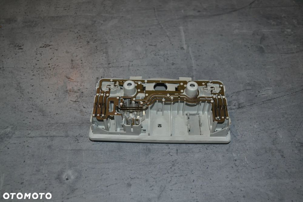 VW GOLF IV BORA PASSAT B5 FL LEON CADDY TOURAN LAMPKA WNĘTRZA PODSUFITKI 3B0947105C - 3