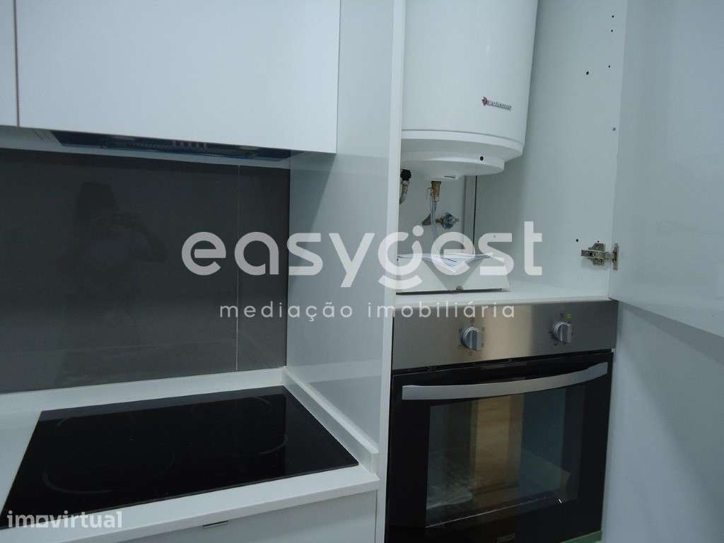 Apartamento T2 - Totalmente Remodelado - Falagueira - Amadora - Grande imagem: 4/18