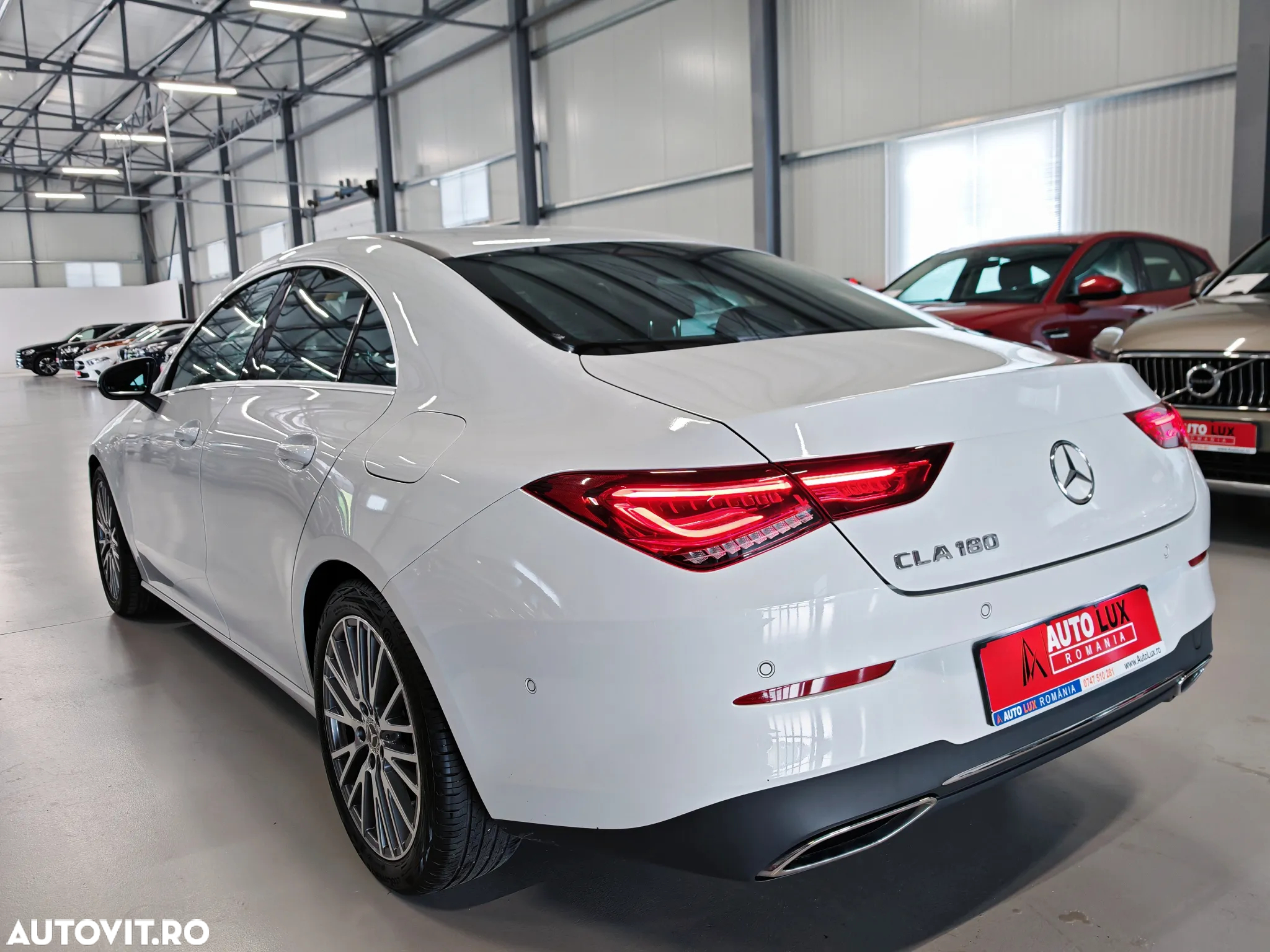 Mercedes-Benz CLA 180 7G-DCT - 5