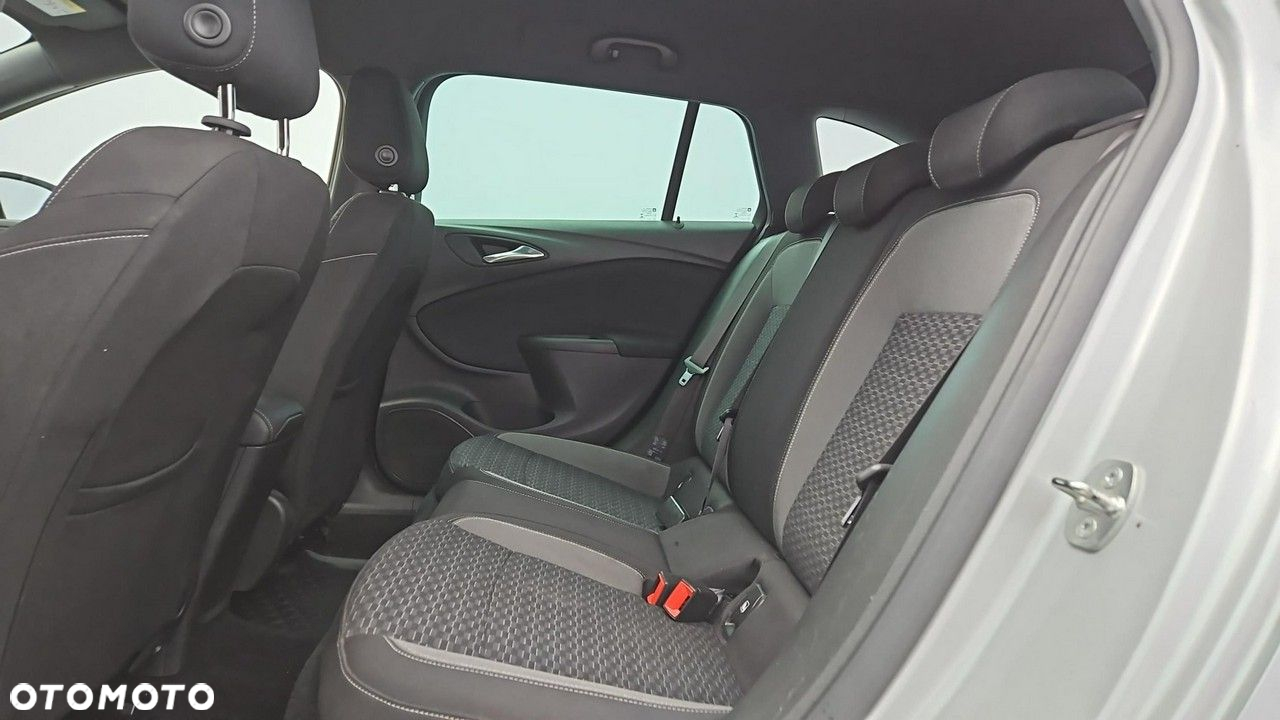 Opel Astra V 1.5 CDTI GS Line S&S - 23