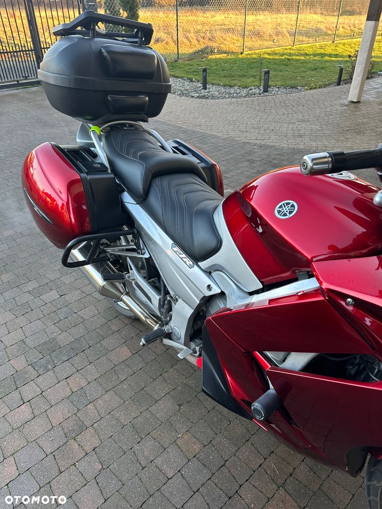 Yamaha FJR - 7