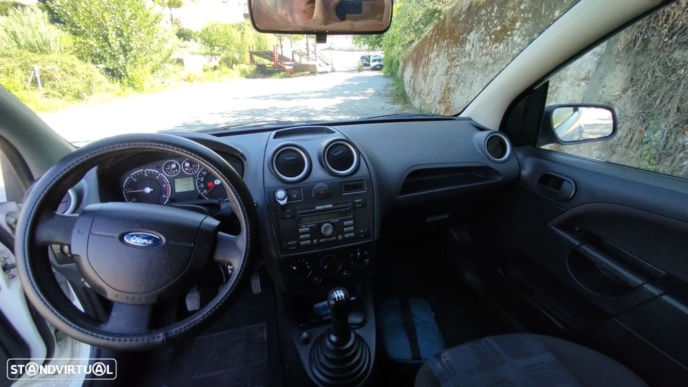 Ford Fiesta 1.4 TDCi Connection - 6