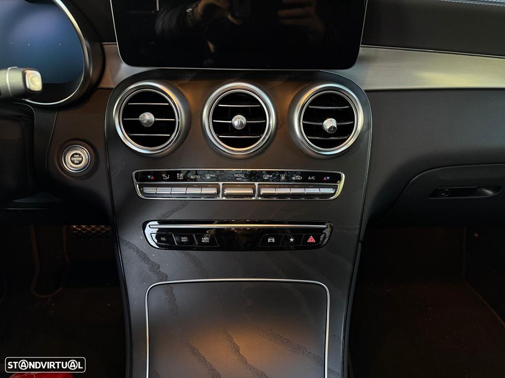 Mercedes-Benz GLC 300 de Coupé 4Matic - 41