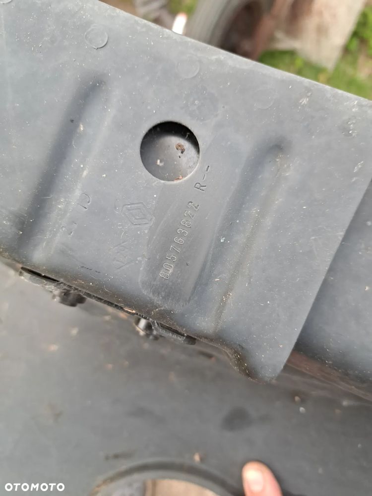 Błotnik prawy tył tylny Renault Clio IV 4 805763822R - 5
