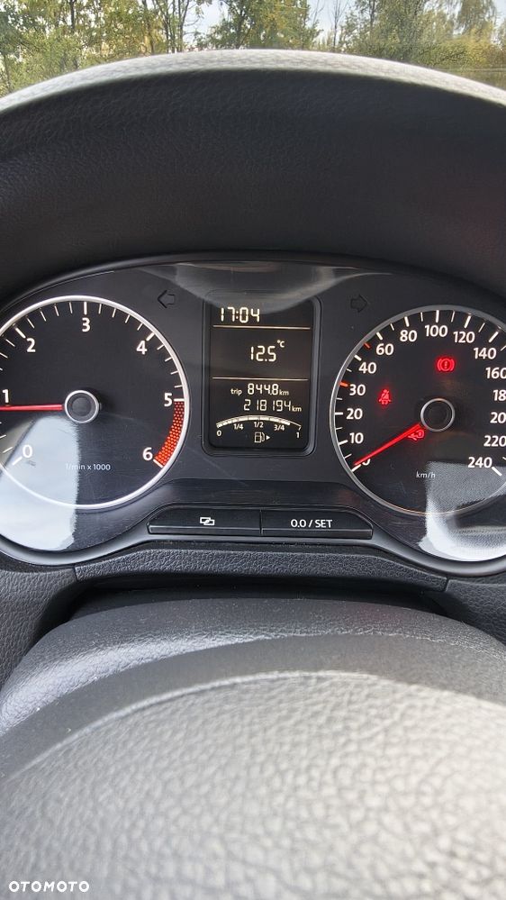 Volkswagen Polo - 7