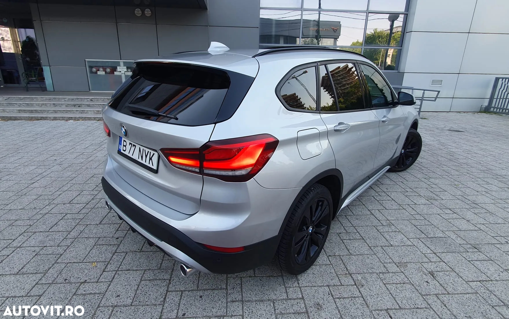 BMW X1 sDrive18d Aut. Sport Line - 3