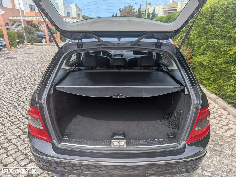 Mercedes-Benz C 220 Station CDI DPF BlueEFFICIENCY Avantgarde - 7