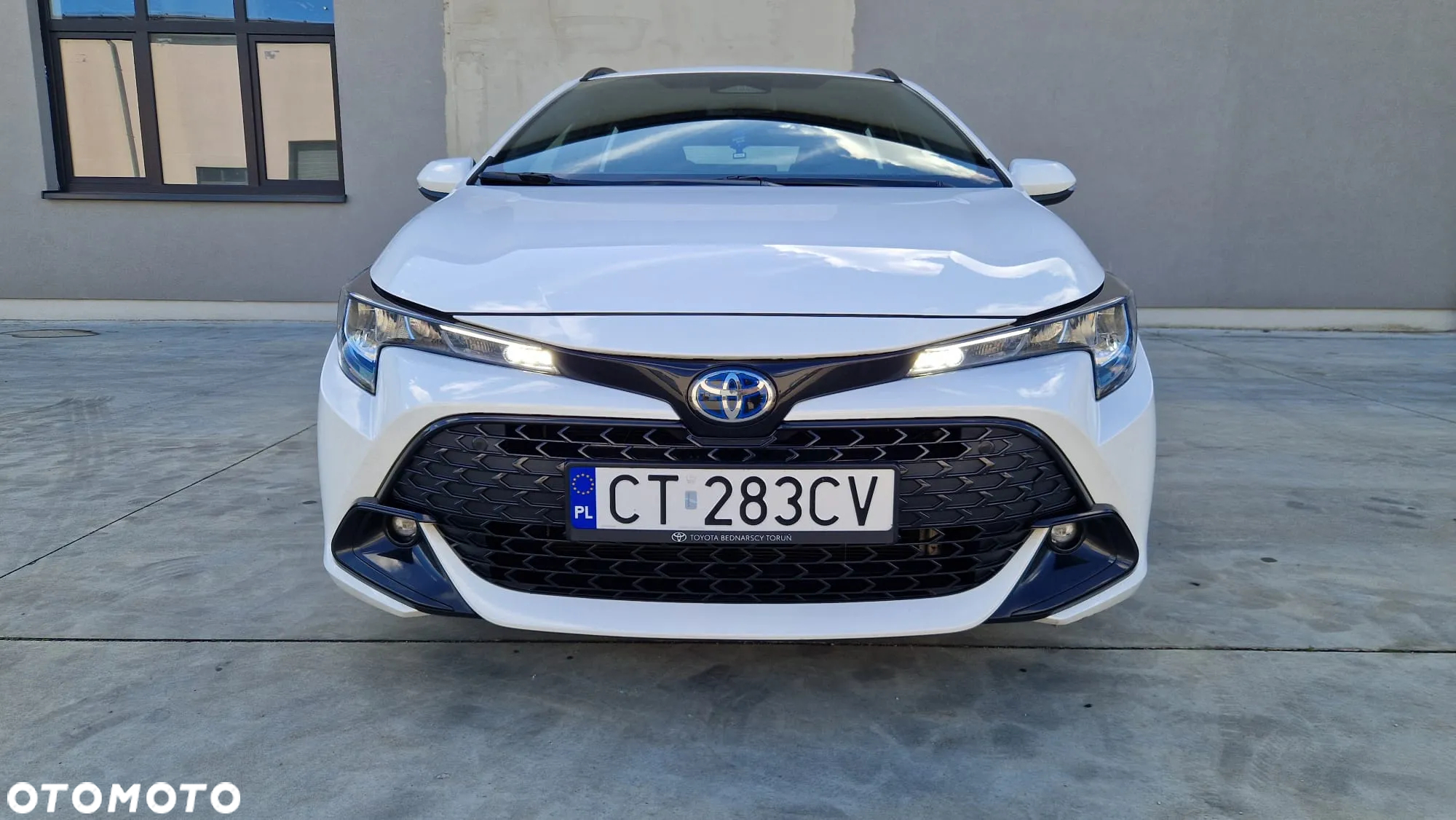 Toyota Corolla 1.8 Hybrid Comfort - 5