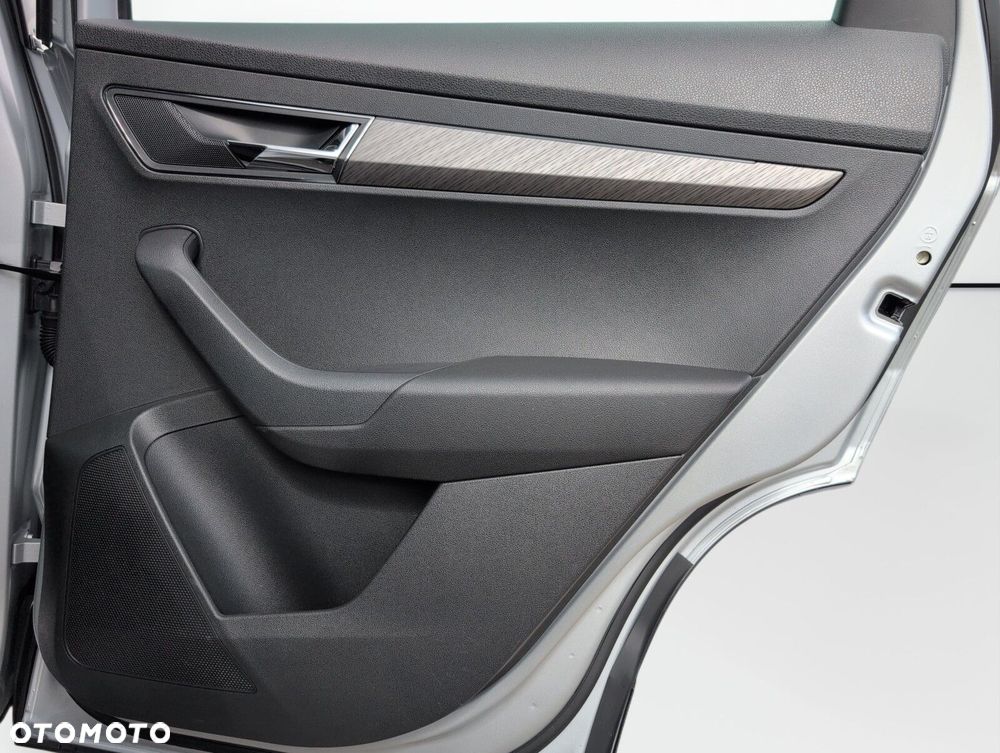 Skoda Karoq 1.5 TSI ACT Selection DSG - 14