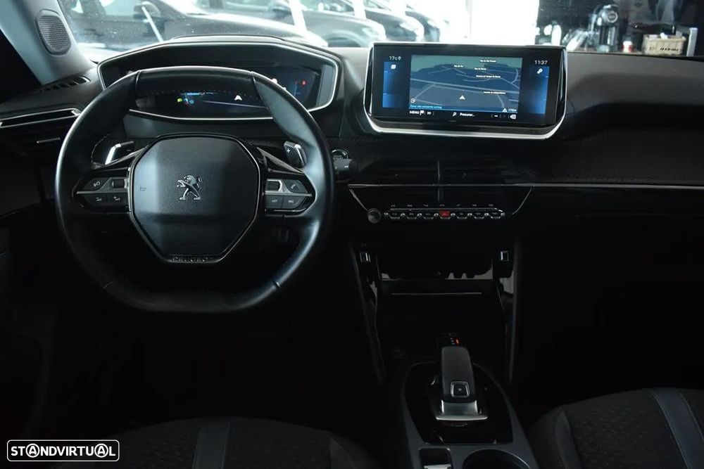 Peugeot 2008 1.5 BlueHDi Allure EAT8 - 40