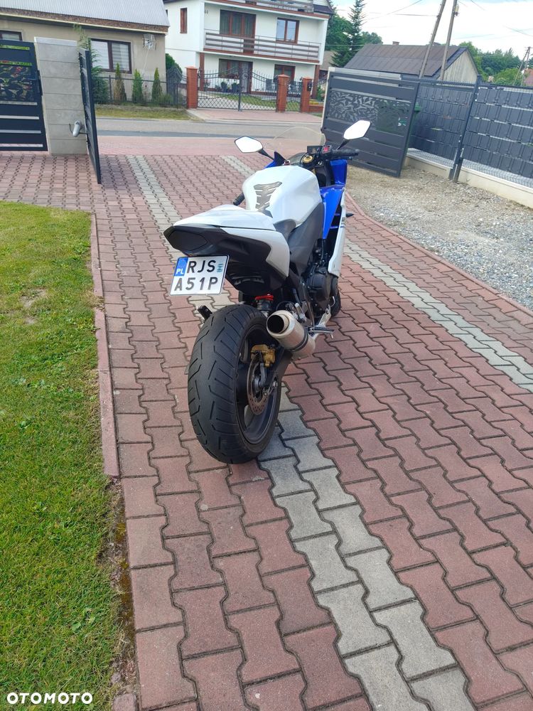 Honda CBR - 3