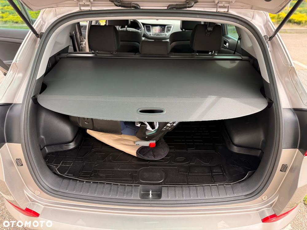 Hyundai Tucson 1.6 GDI BlueDrive Comfort 2WD - 9