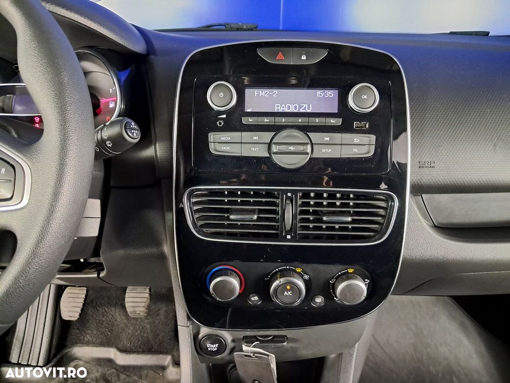 Renault Clio - 7
