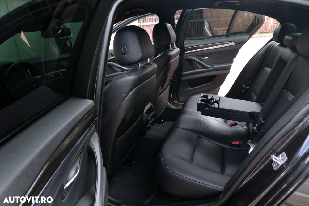 BMW Seria 5 530d Sport-Aut. Luxury Line - 21