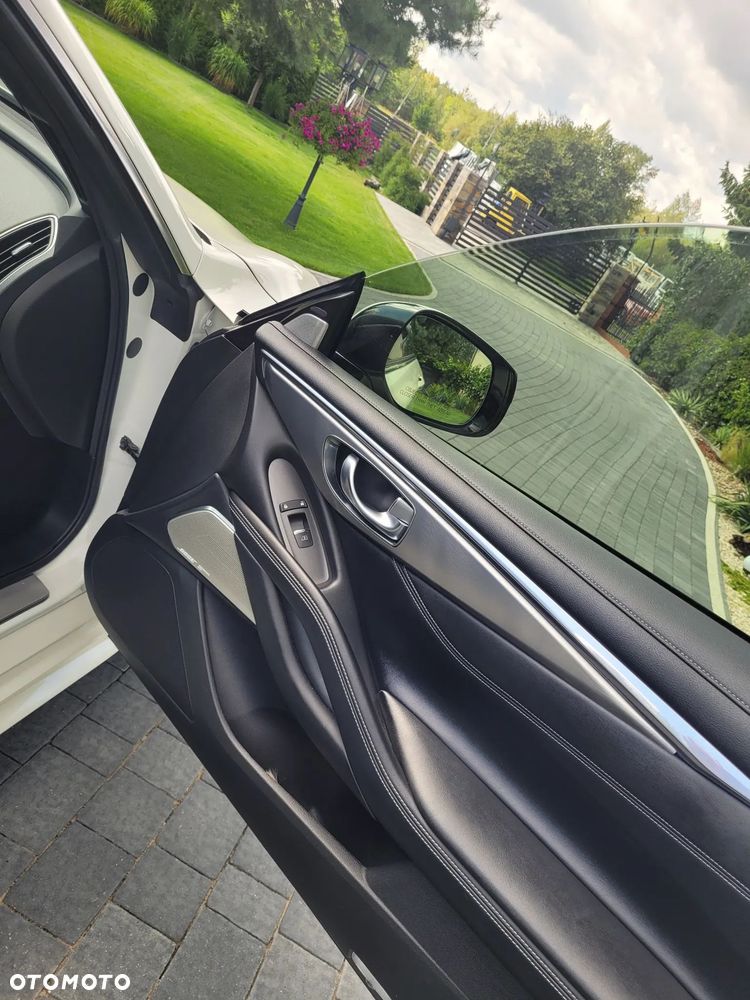 Infiniti Q60 Q60S 3.0t AWD Sport Tech - 13