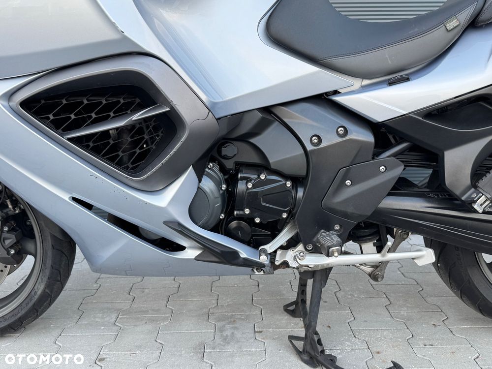 Triumph Trophy - 20