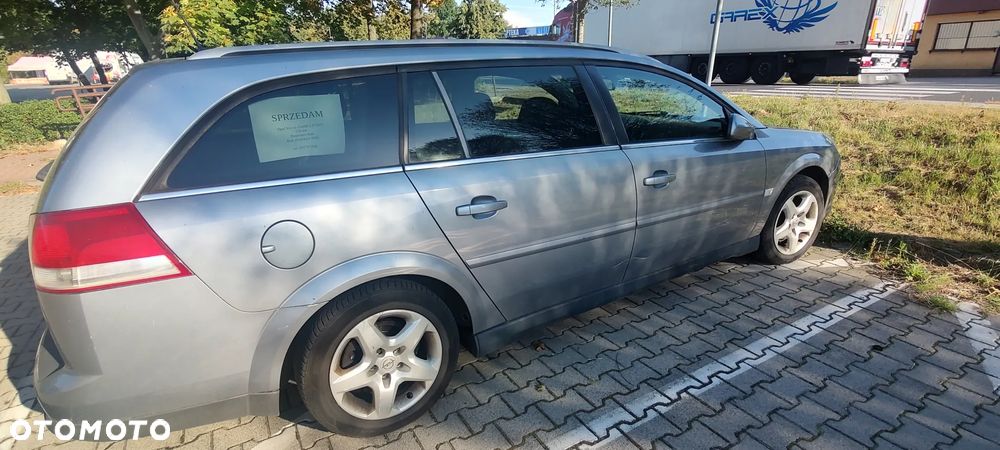 Opel Vectra 1.9 CDTI - 12