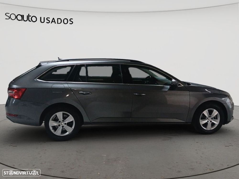 Skoda Superb Break 2.0 TDI DSG - 9