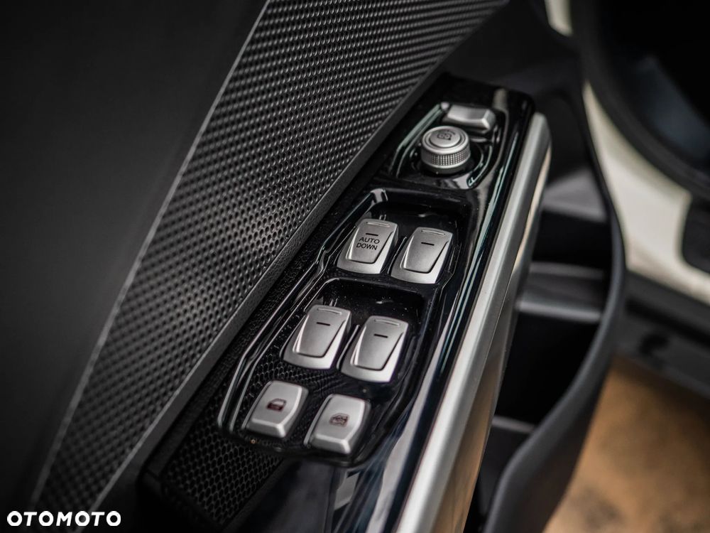 SsangYong/KGM Tivoli - 26