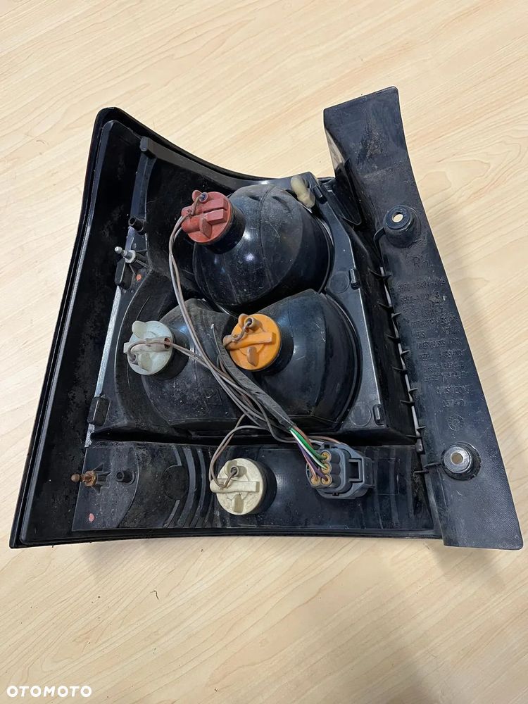 Lampa tylna lewa Land Rover Freelander 2 II Facelift 2011--> - 2