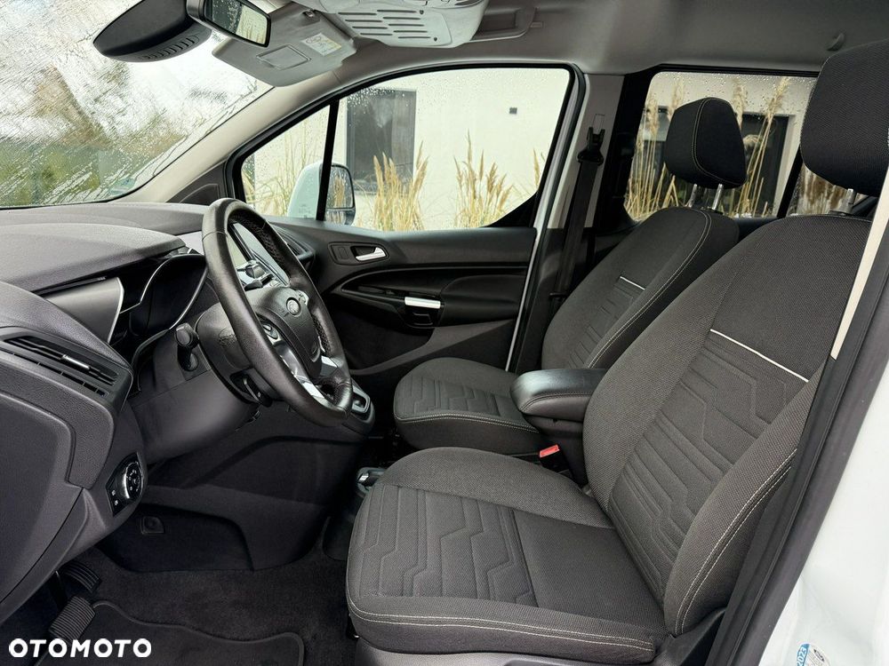 Ford Tourneo Connect Grand - 6