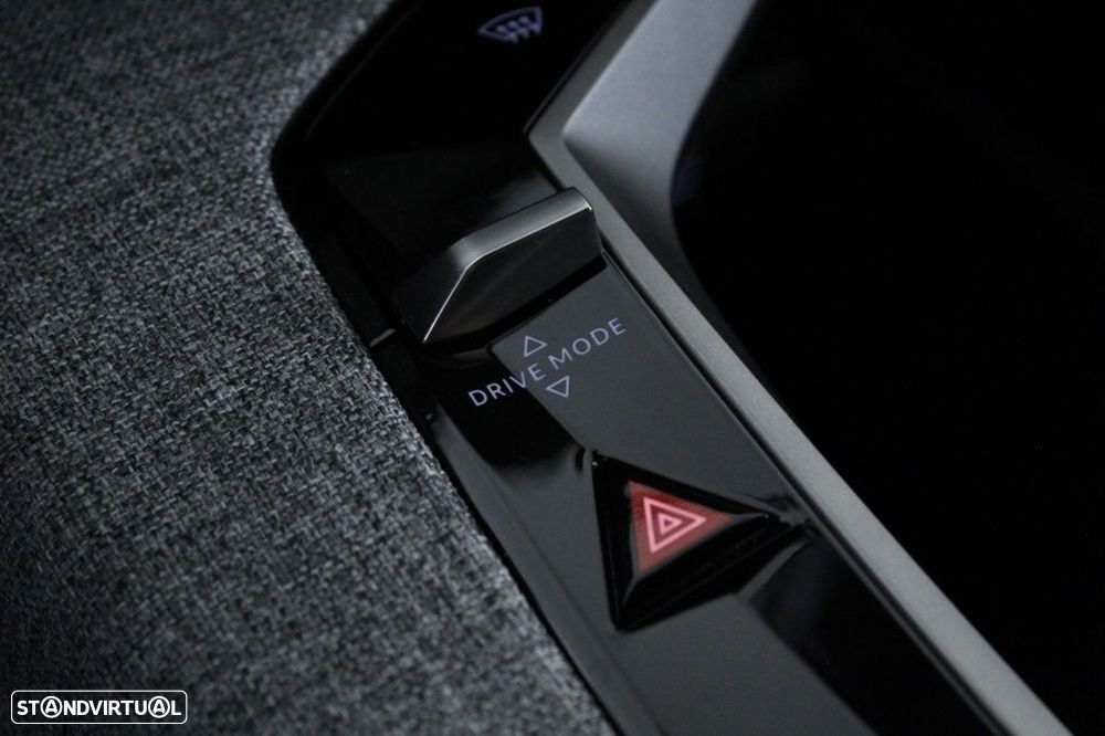 Peugeot 3008 1.2 Hybrid Allure e-DCS6 - 31