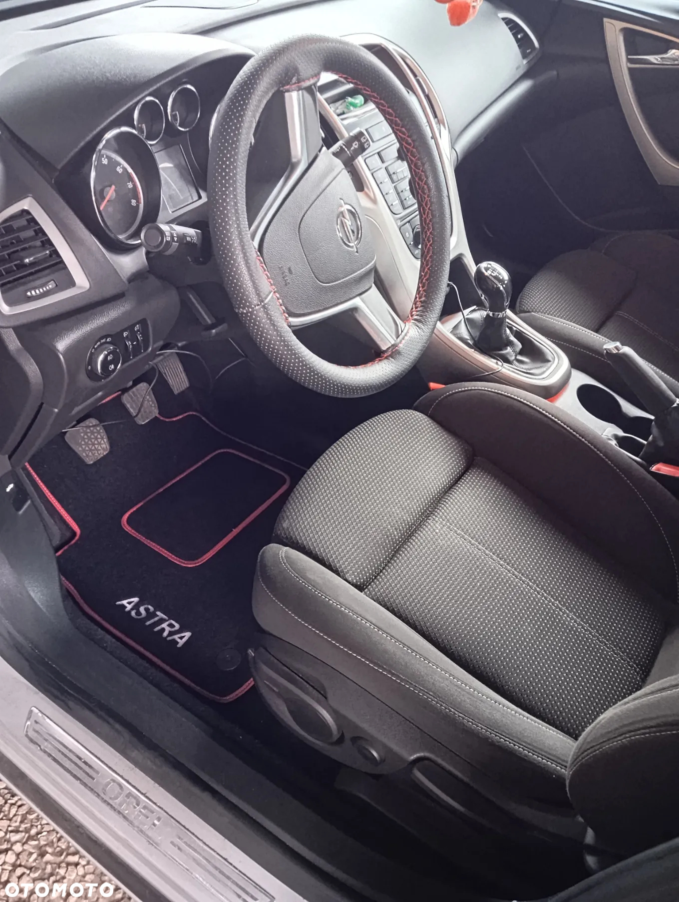 Opel Astra 1.4 Turbo Cosmo - 13