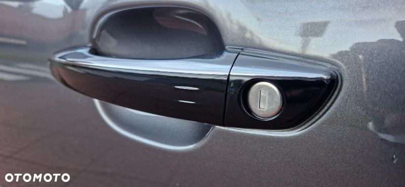 Citroën C3 1.2 PureTech Shine - 22