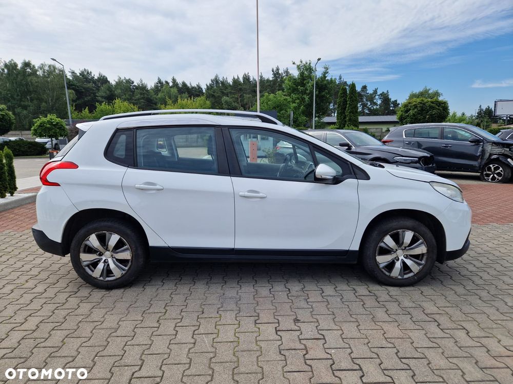 Peugeot 2008 1.2 Pure Tech Style - 9
