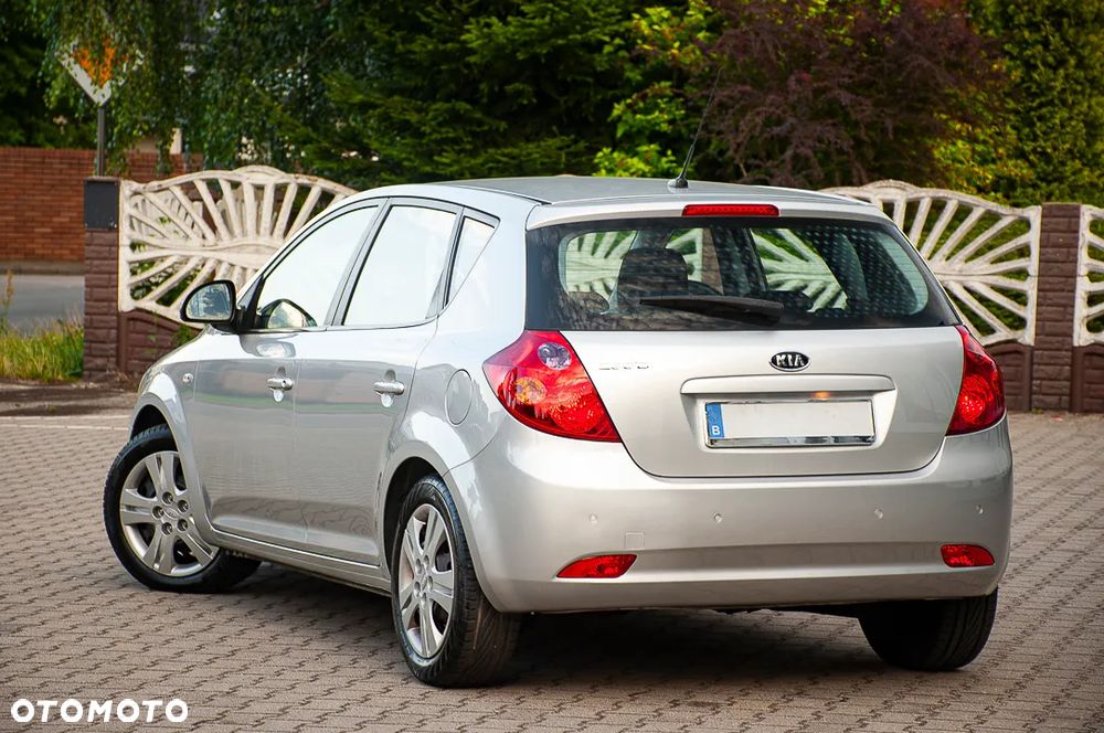 Kia Ceed 1.4 Comfort + - 13