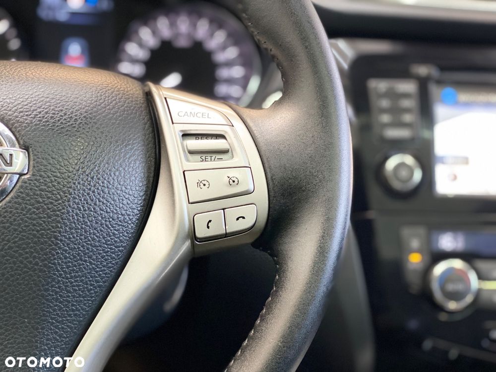 Nissan Qashqai 1.6 DCi Xtronic N-Connecta - 27