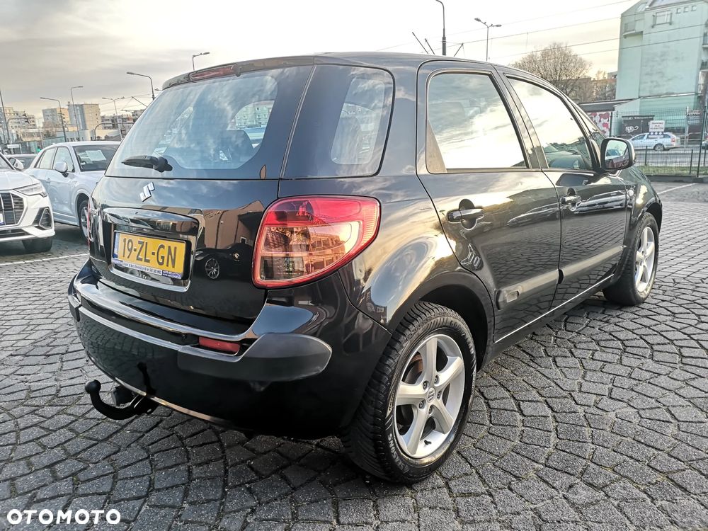 Suzuki SX4 1.6 VVT Automatik 4x2 Comfort - 2
