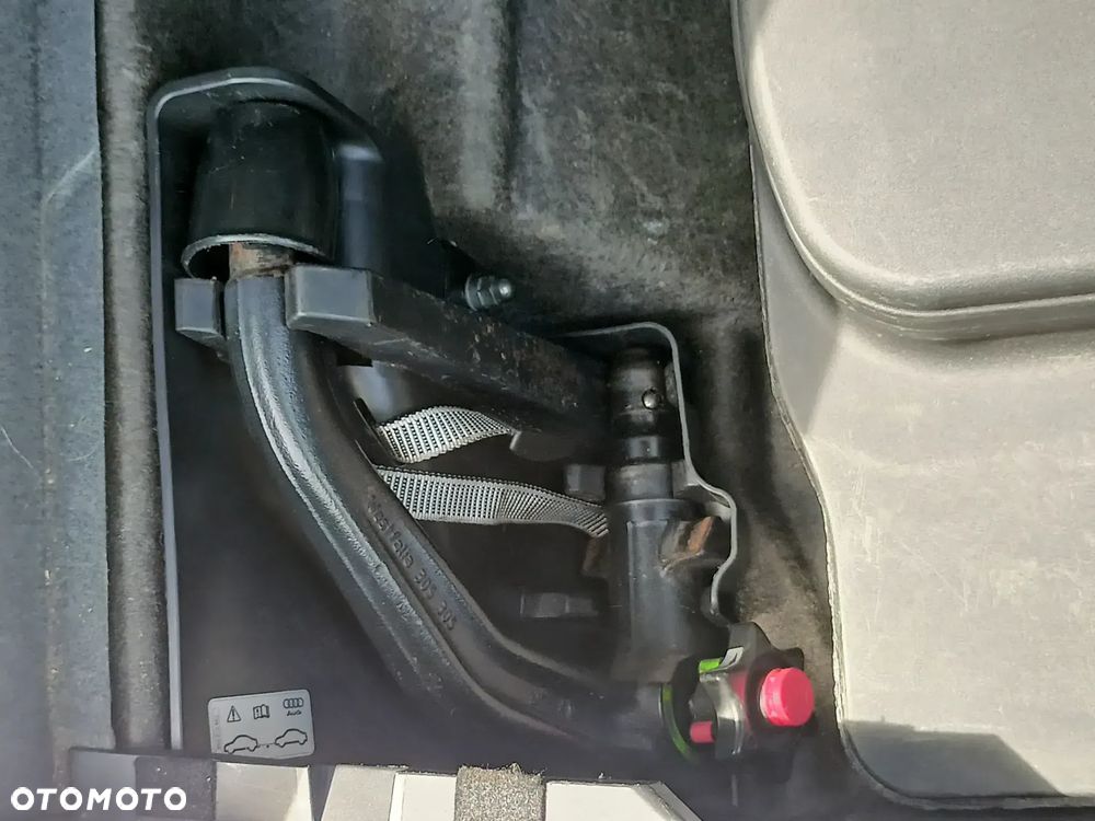 Audi A4 Avant 2.0 TDI DPF Ambition - 20