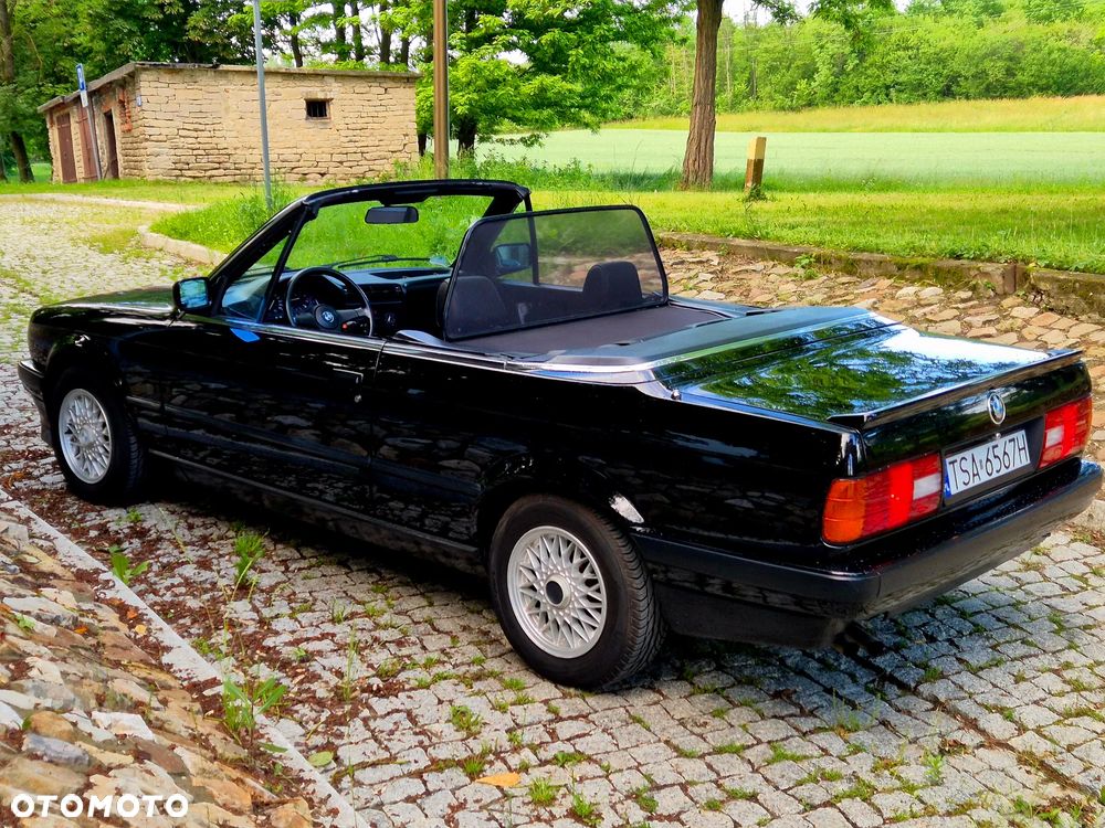 BMW Seria 3 320i - 35