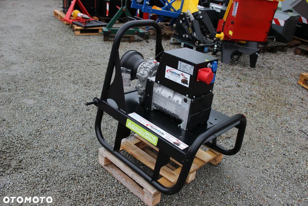 Agregat prądotwórczy na wałek WOM 18 kVA AVR od ręki - 6