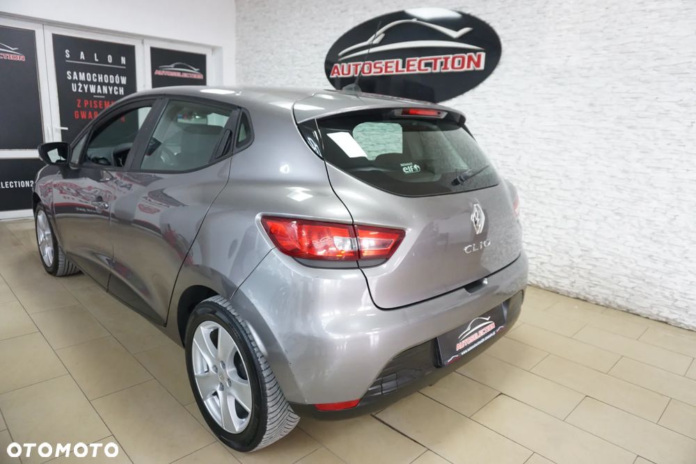 Renault Clio 1.2 16V 75 Expression - 16