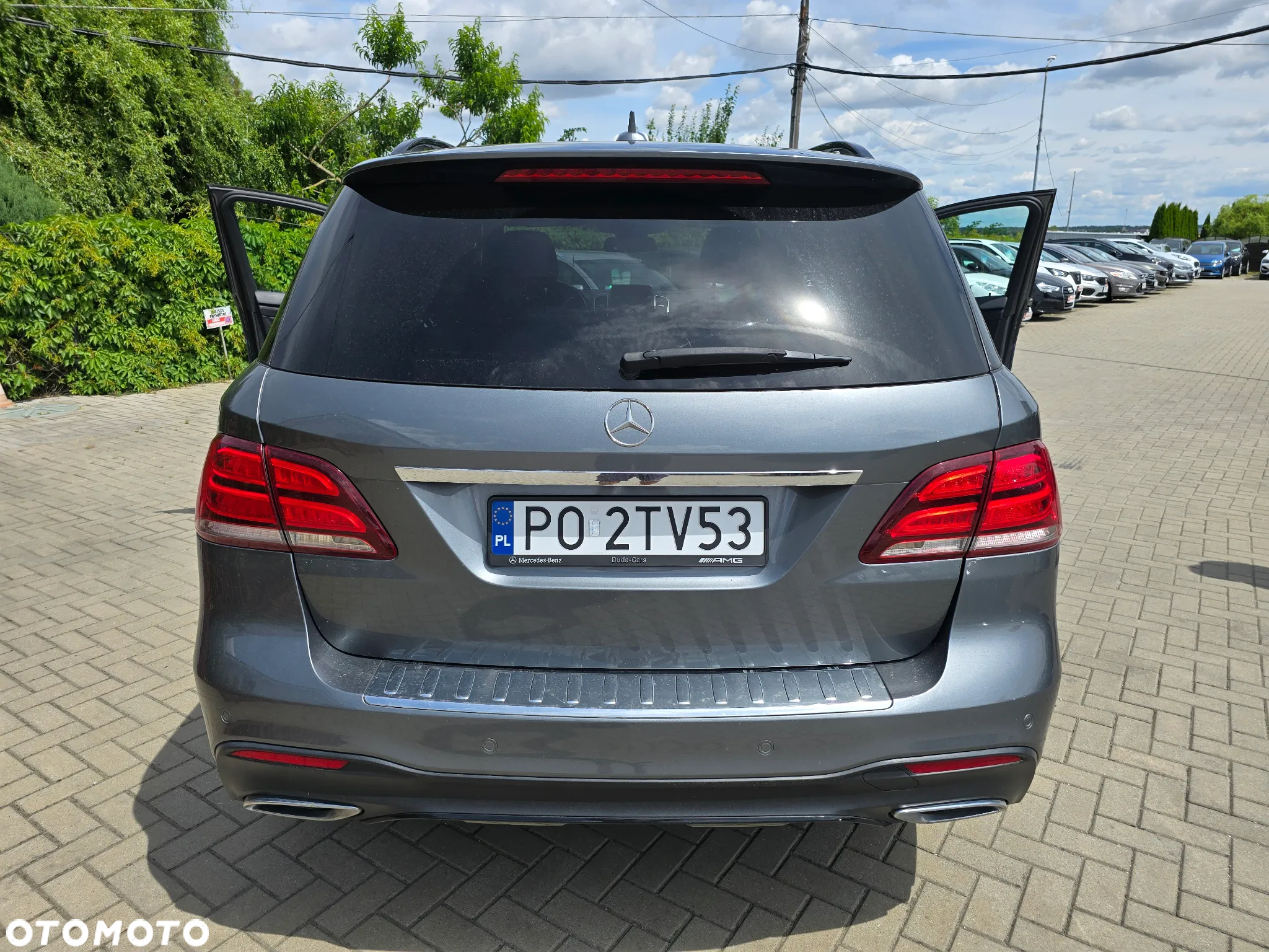 Mercedes-Benz GLE - 27