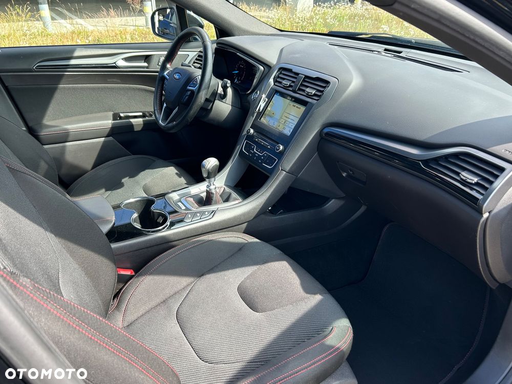 Ford Mondeo 1.5 EcoBoost ST-Line - 22