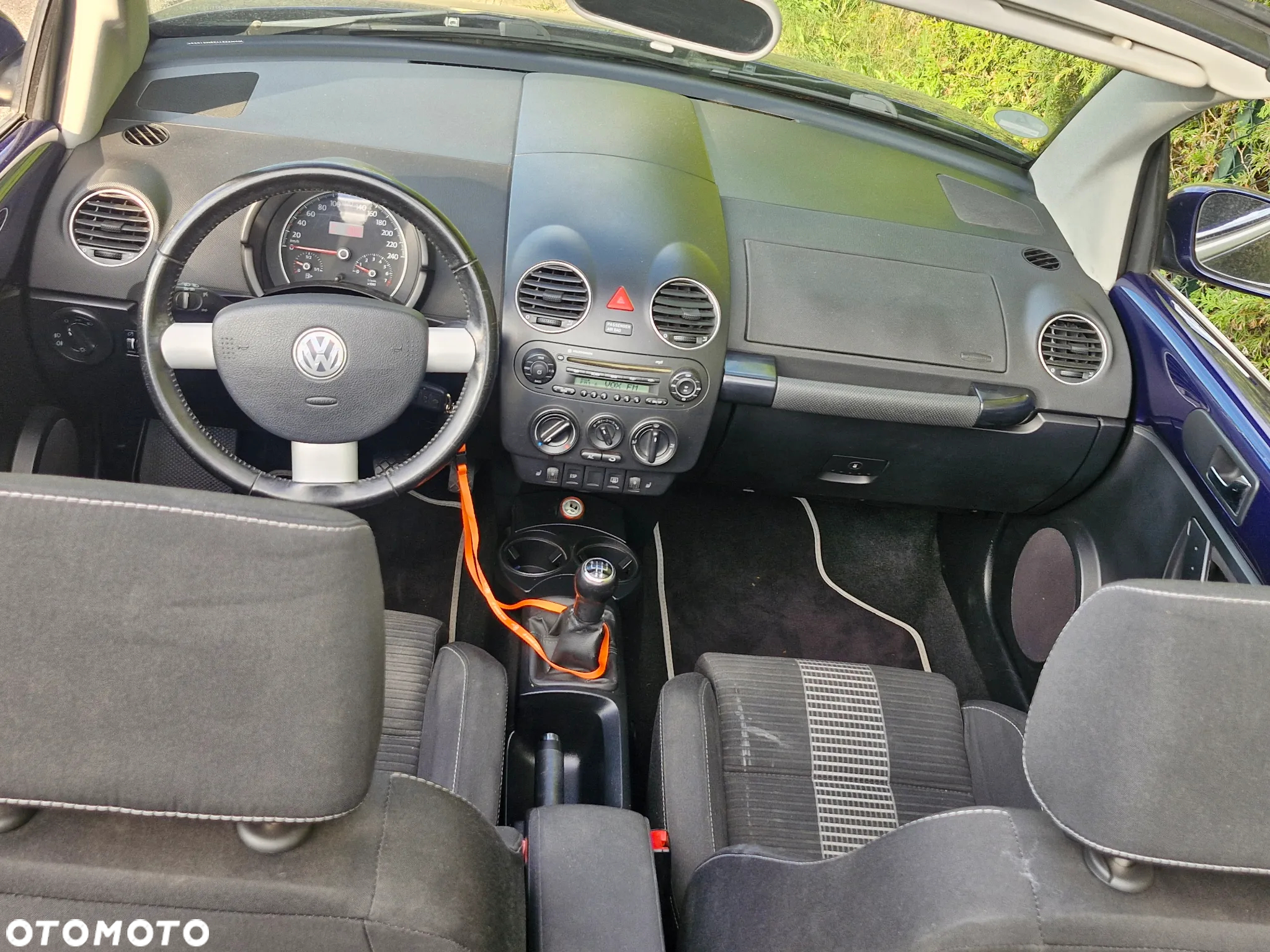 Volkswagen New Beetle Cabriolet 1.6 United - 7