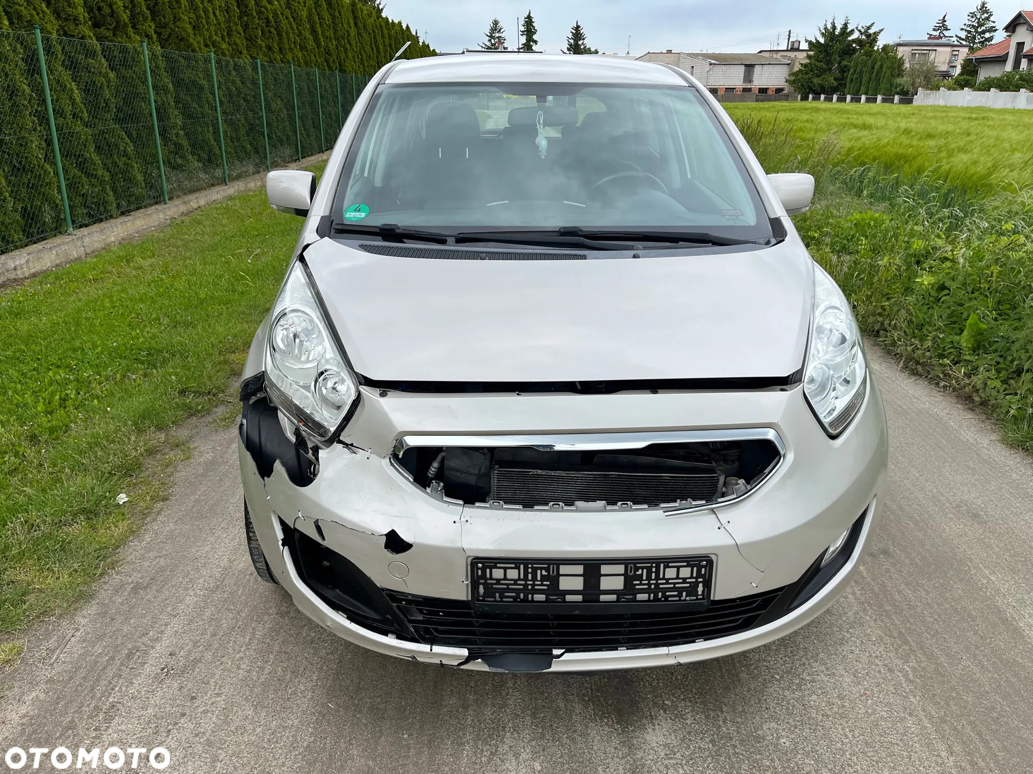 Kia Venga - 7