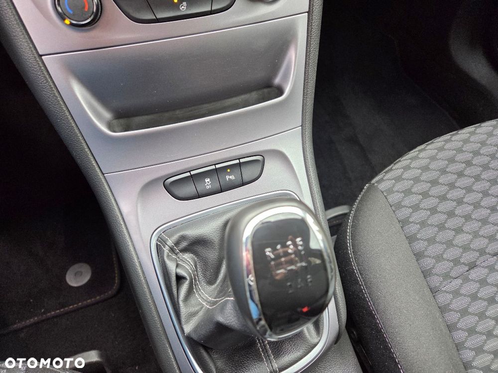 Opel Astra - 16