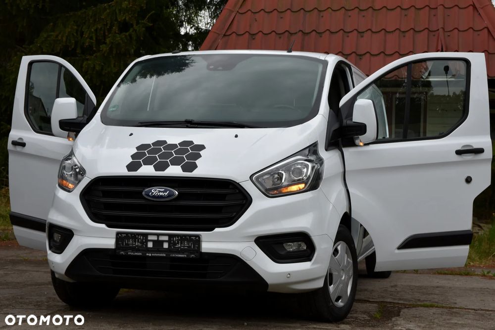 Ford Transit Custom - 11