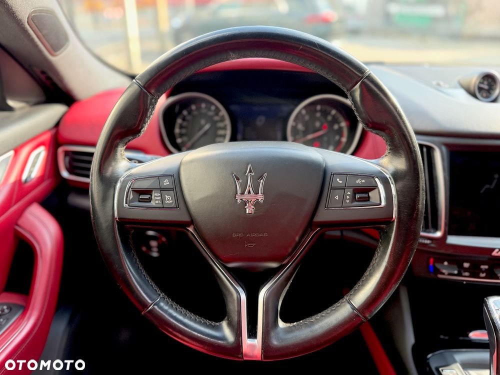 Maserati Levante Granlusso - 26