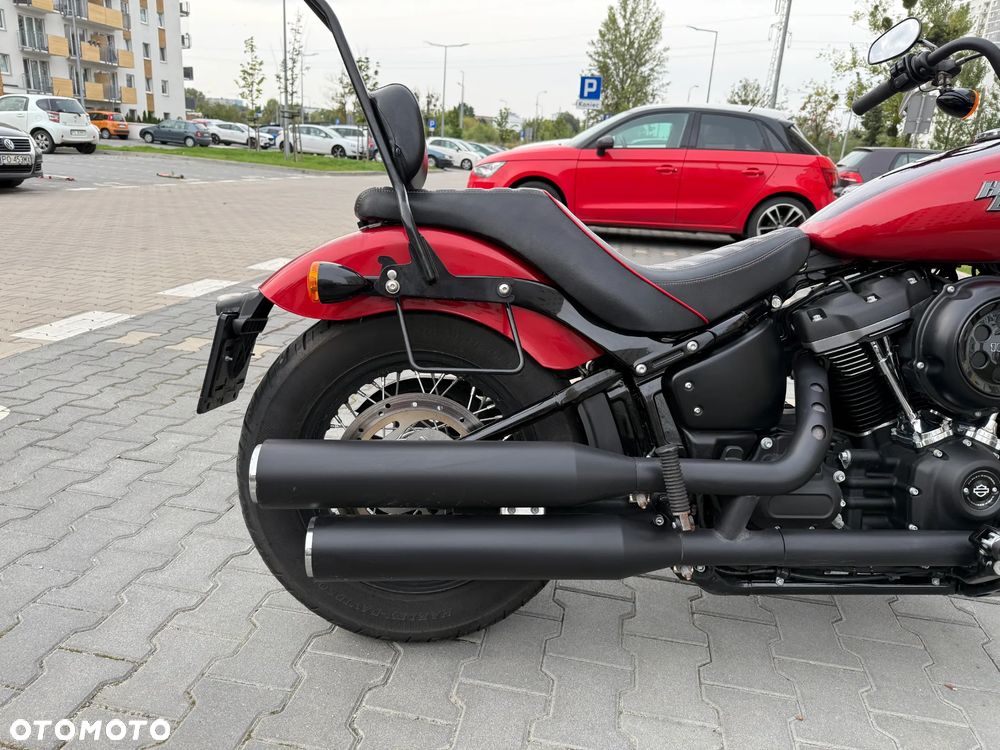 Harley-Davidson Softail Street Bob - 14