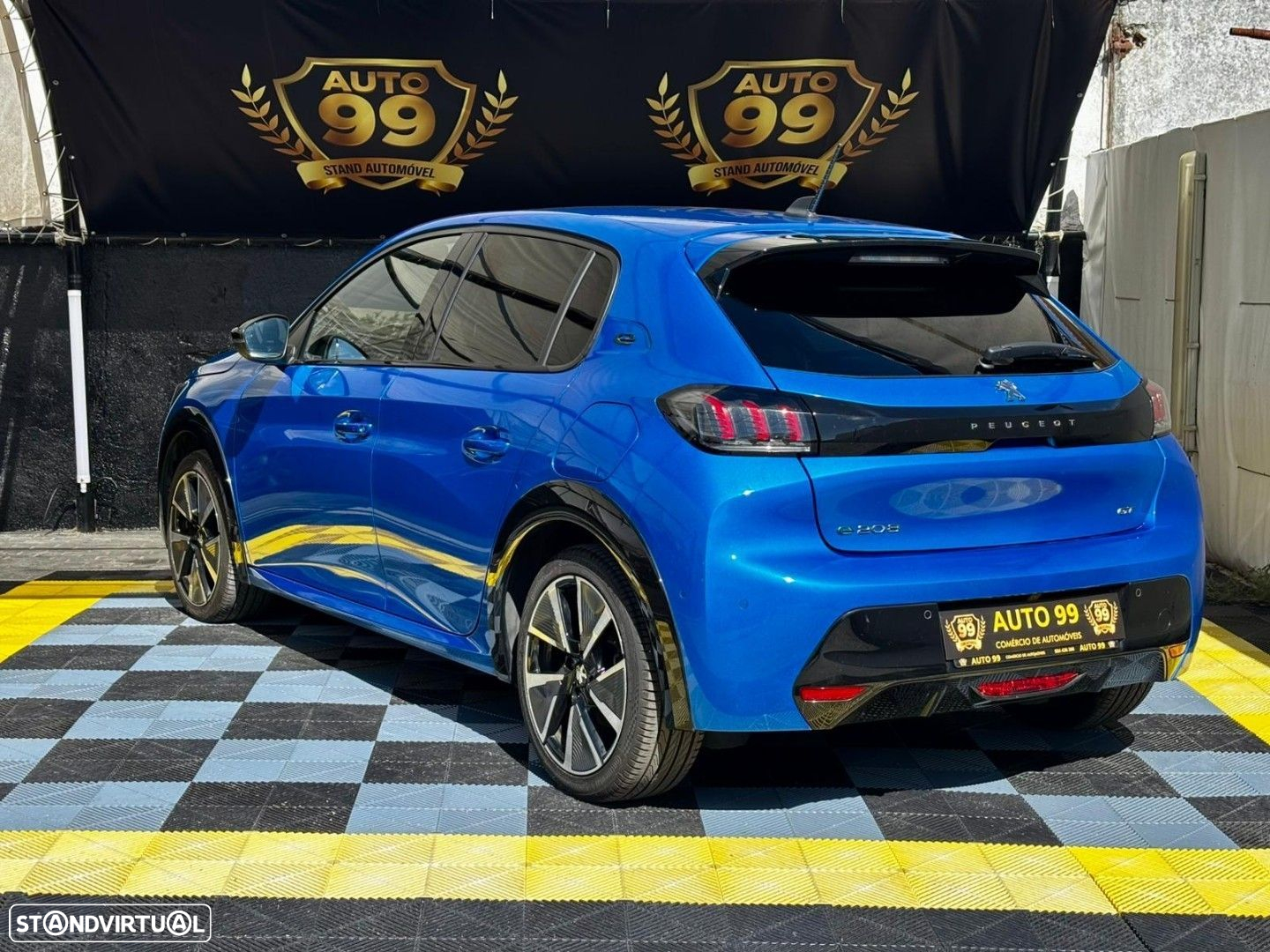 Peugeot e-208 50 kWh GT - 3